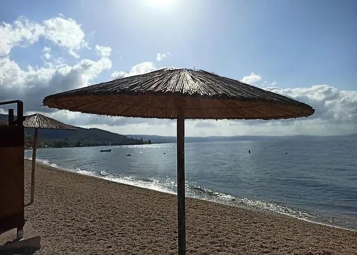 Lovely Beachfront Appartement *